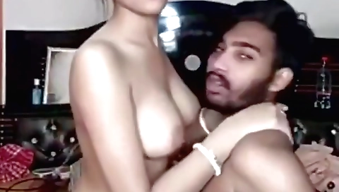 Brunette amateur porn video with the man on her pussy