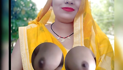 Indian brunette shows off her tits and ass in solo video