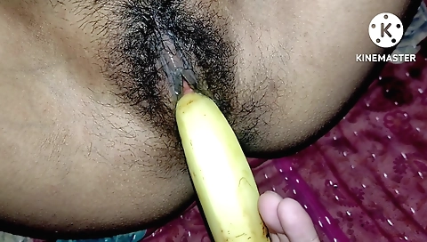 Indian teen is a virgin and she is ready to get fucked