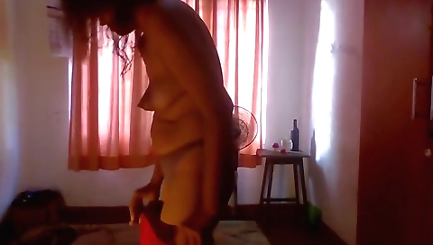 Solo female with sexy body showing her boobs on a movie