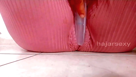 Amateur solo girl with a big booty gets on top of a toy