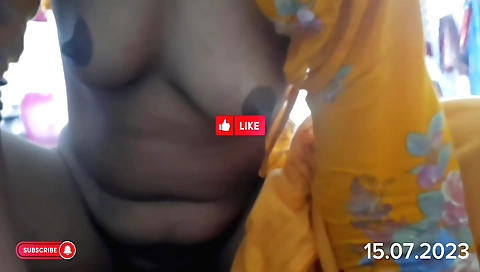 Busty amateur babe with sexy boobs 1997 amateur 1997 amateur