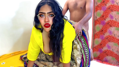 My amateur brunette pussy woman wants me to fuck her tight pussy