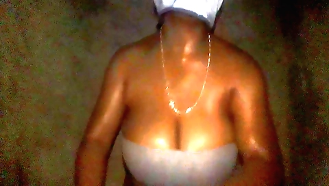 Indian girl in lingerie takes a look at her ass and enjoys