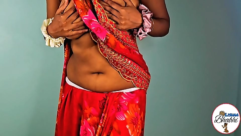Indian girl dances with her body on the dancefloor