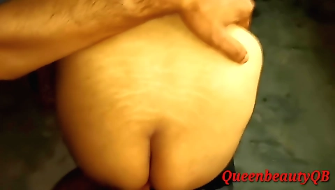 Indian stepmom is washing clothes and she is fucking her stepson