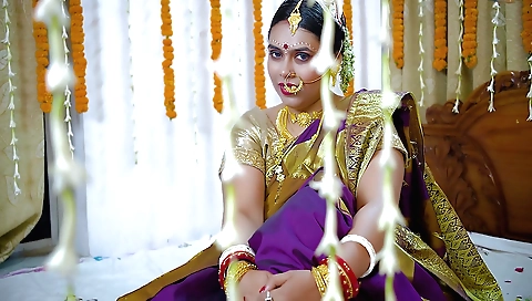 Indian pornstar gets creampie after a hot intercourse