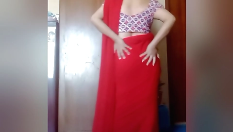 Hot brunette babe masturbates in her bedroom webcam video