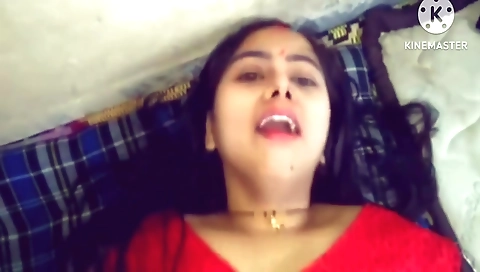 Indian brunette makes a sexy dance show on the bed