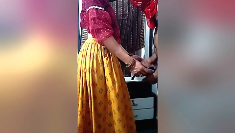 Indian stepdaughter gives a handjob to her stepfather-inlaw