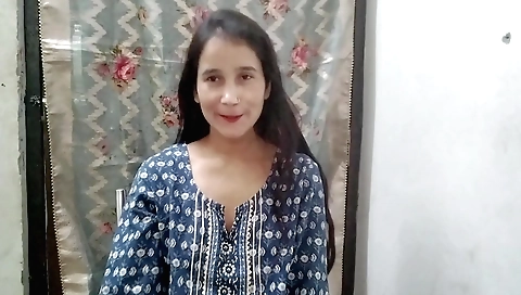 Indian girl with a bikini and a sexy body is fucked by a boyfriend