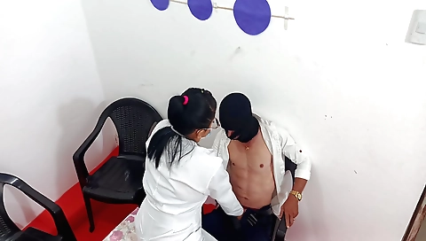 Sexy indian girl in a health center is getting some sex