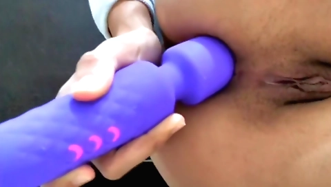 I'm fucking myself in amateur porn with me doing a blowjob