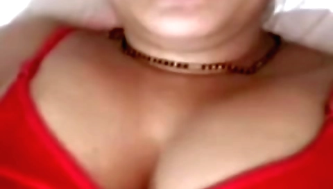 Busty bhabhi masturbates with her fb lover in a solo clip