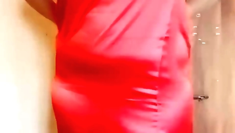 Chubby girl is playing with her small pussy on webcam