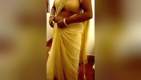 Verified amateur indian pondati-in sontha akka-va correct panni hotel