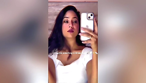 Amateur brunette naked solo video filmed by a college girl