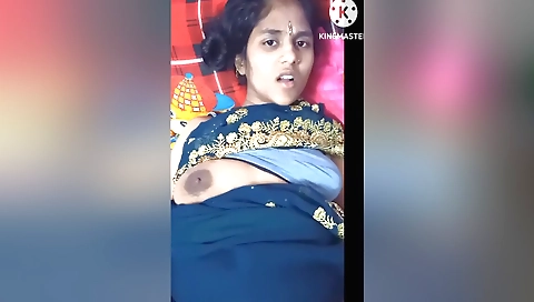 Indian brunette has a wild sex with a hot guy in an amateur vid