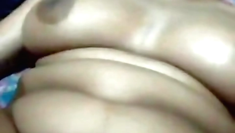 Indian girl gets fucked in the backyard by a neighbor