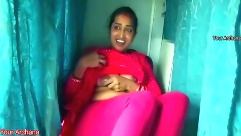 Indian chick gets her pussy fucked by boyfriend's manhood